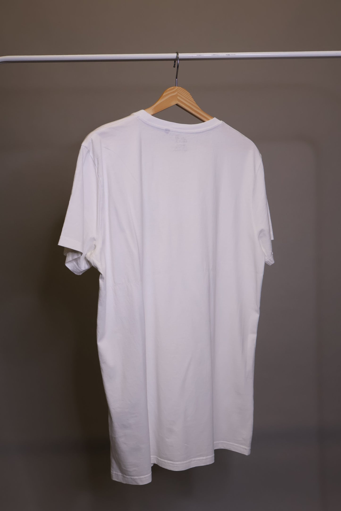 PRE-LOVED VINOSAURUS T-Shirt, XL