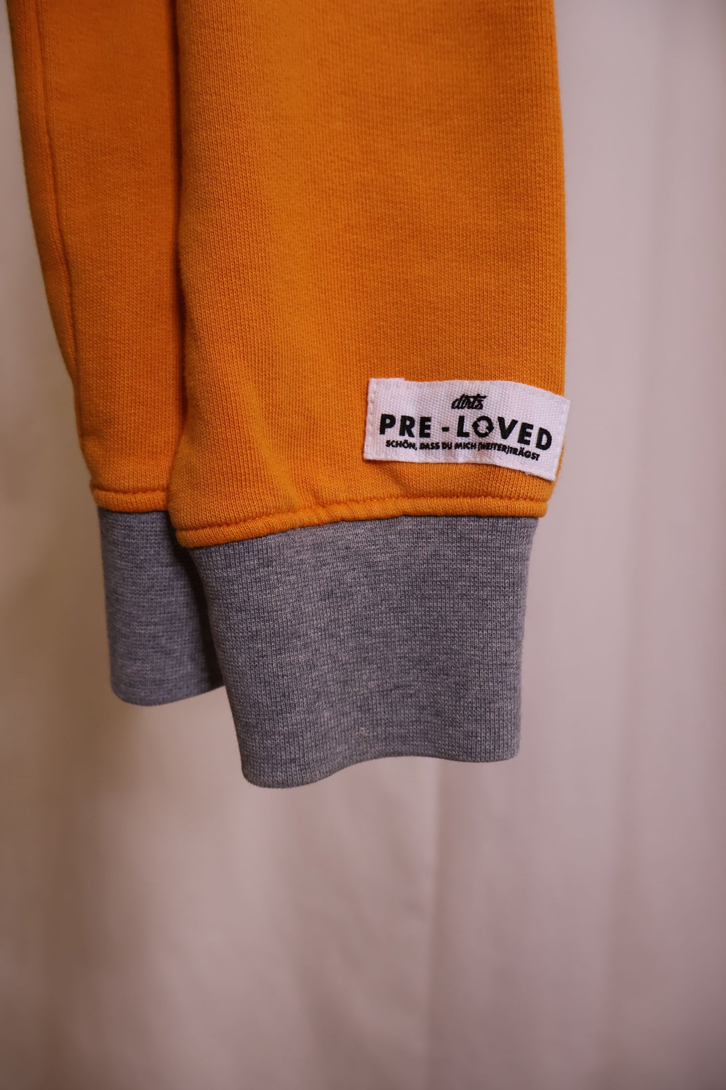 PRE-LOVED Color Block Raglan, S