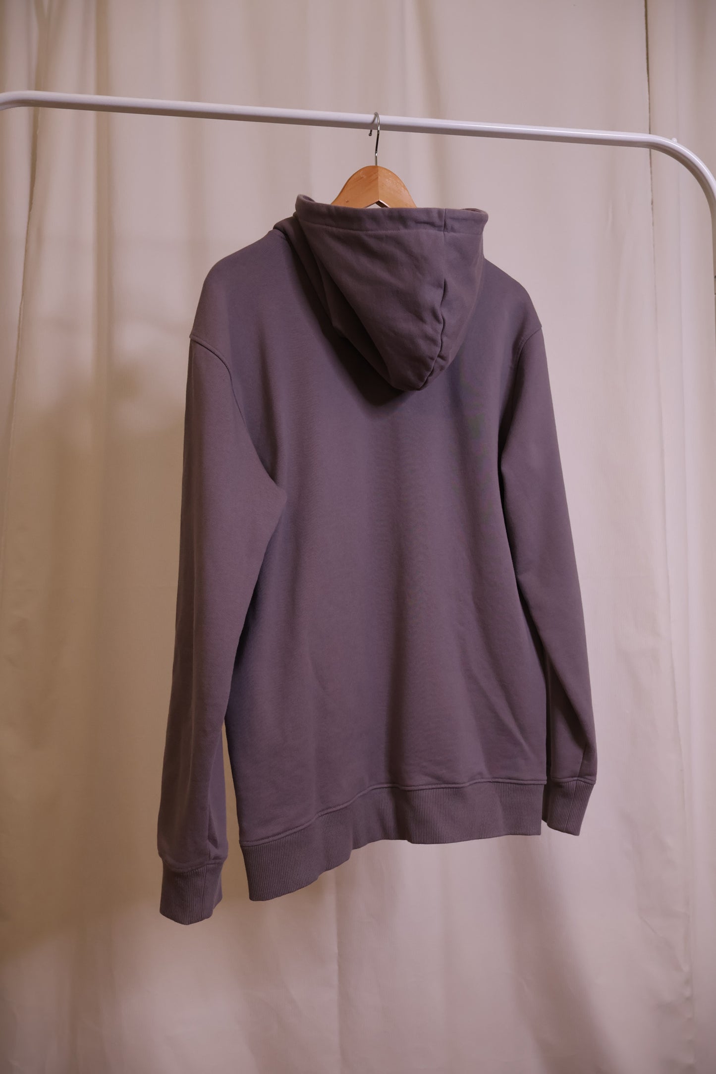 PRE-LOVED Classic Hoodie, M