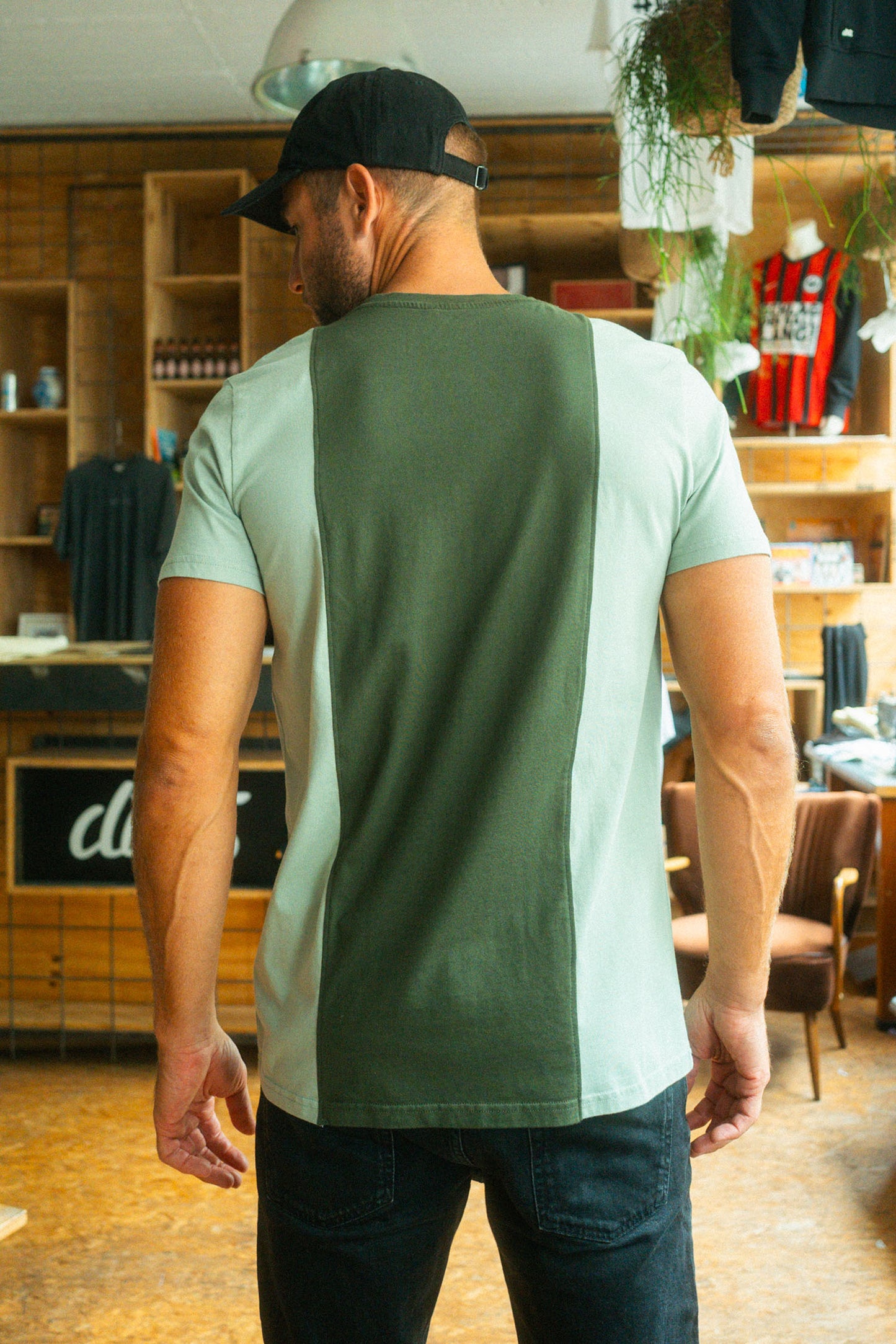 UPCYCLING Two-Tone T-Shirt