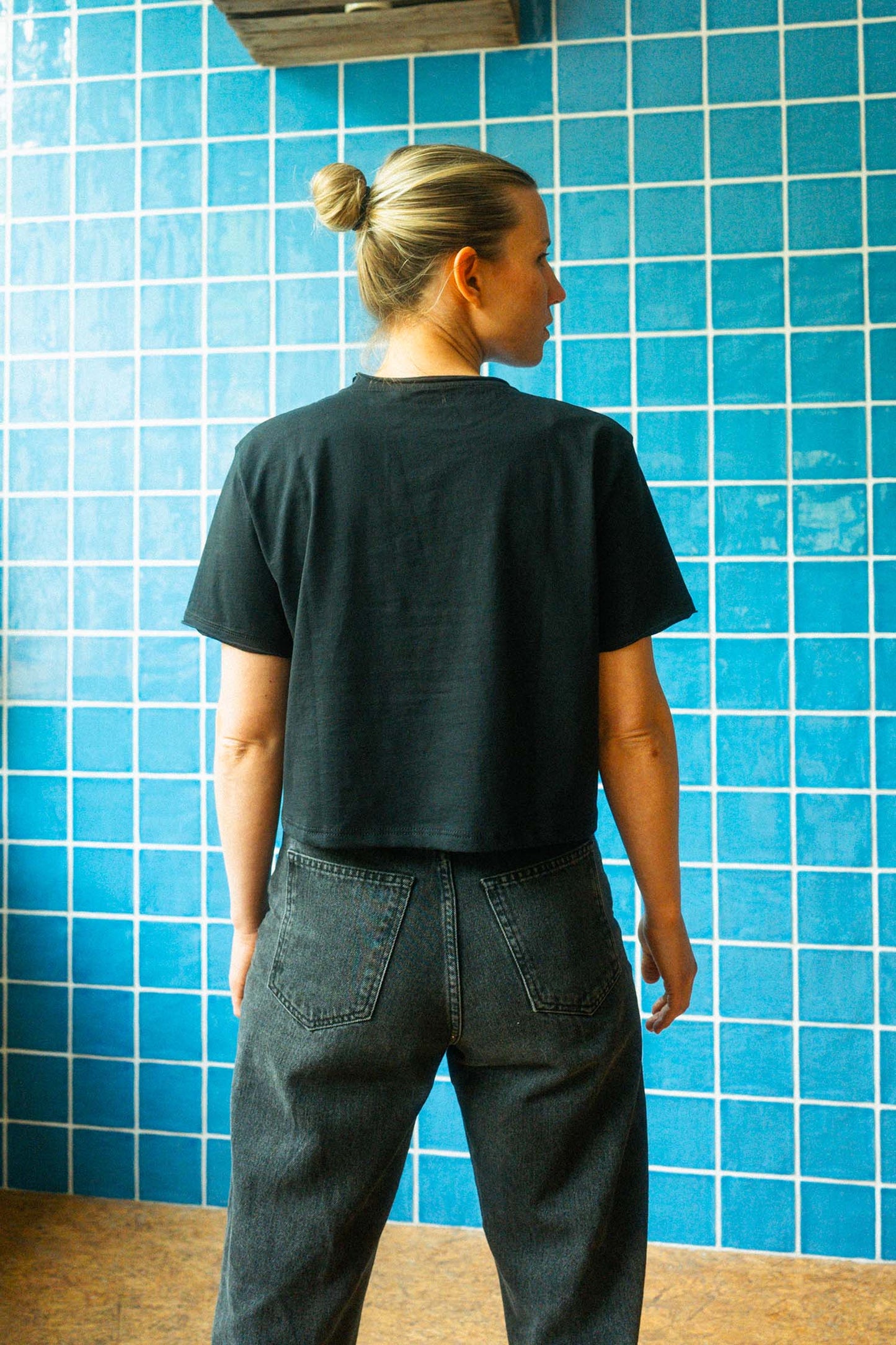 UPCYCLING Cropped Vintage Logo T-Shirt Black