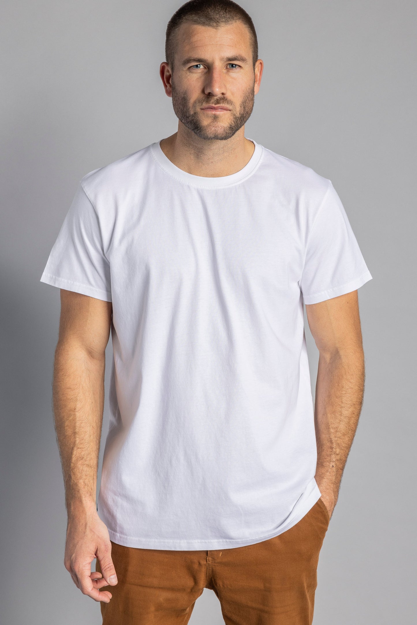 T-shirt vierge premium unisexe, blanc (taille XS uniquement)