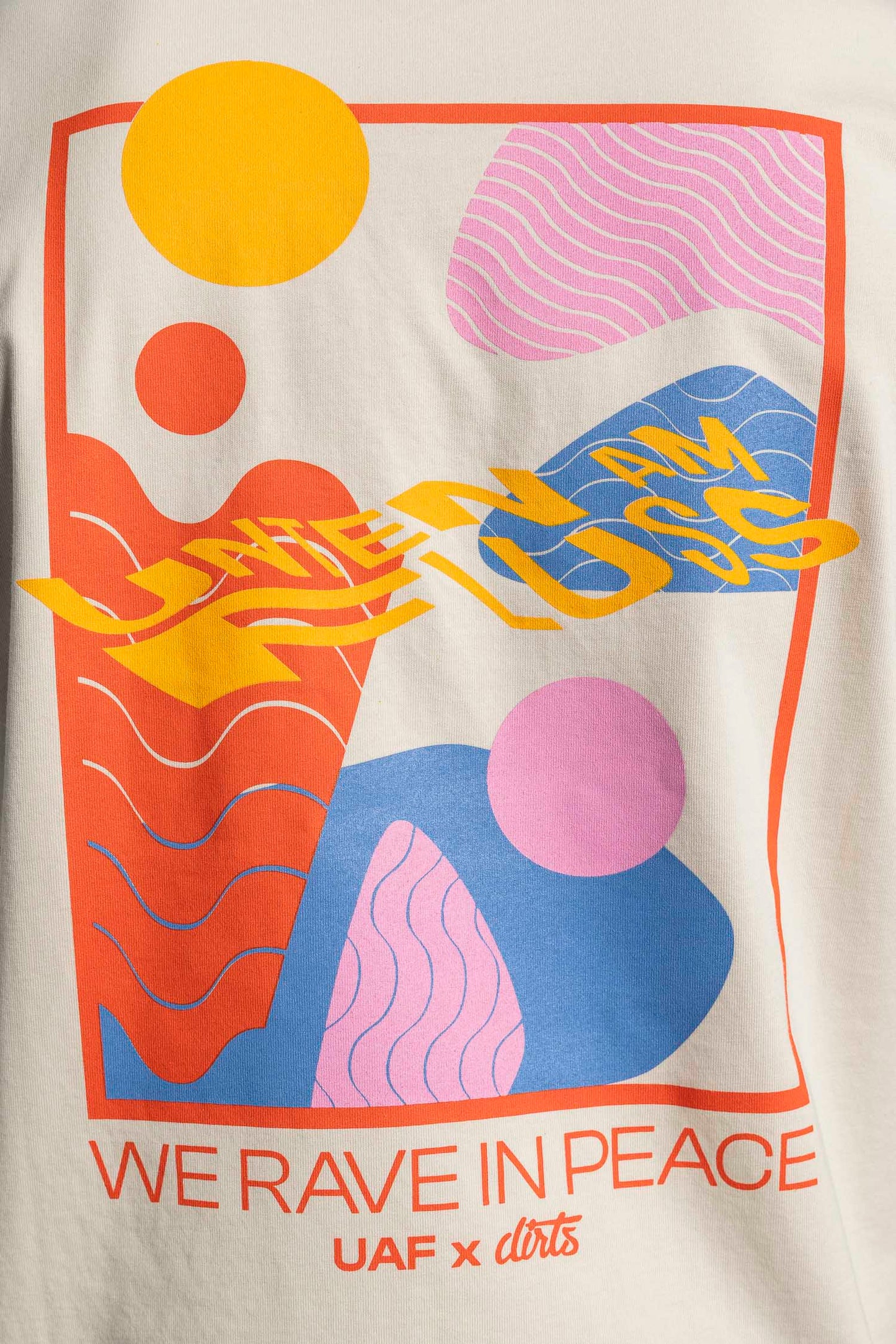 UAF x DIRTS  T-Shirt OVERSIZED