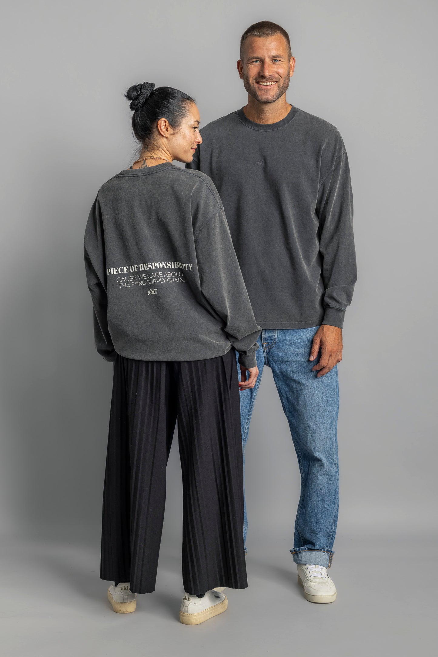 WE CARE Longsleeve
