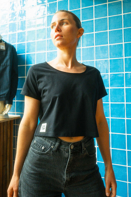UPCYCLING Cropped Coração Vintage T-Shirt Black