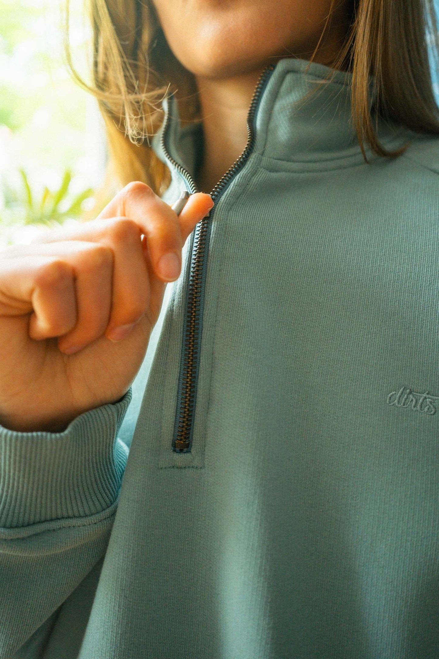 UPCYCLING Cropped Quarter Zip Raglan