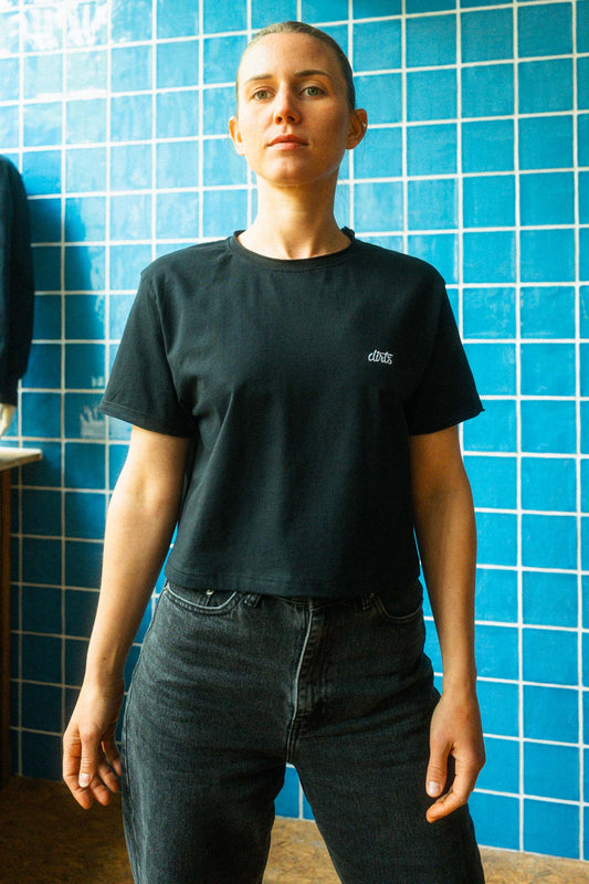UPCYCLING Cropped Vintage Logo T-Shirt Black