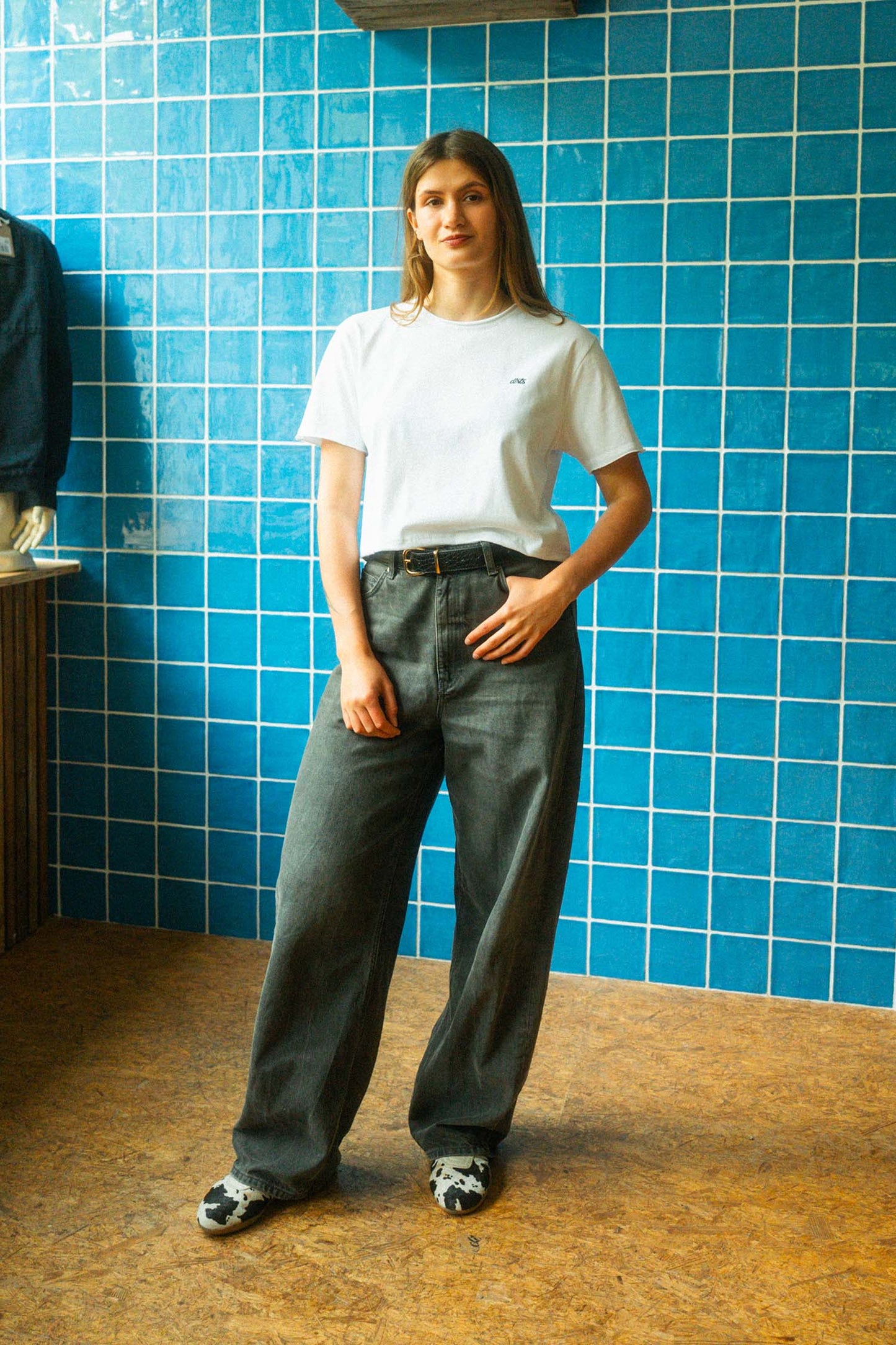 UPCYCLING Cropped Vintage Logo T-Shirt White