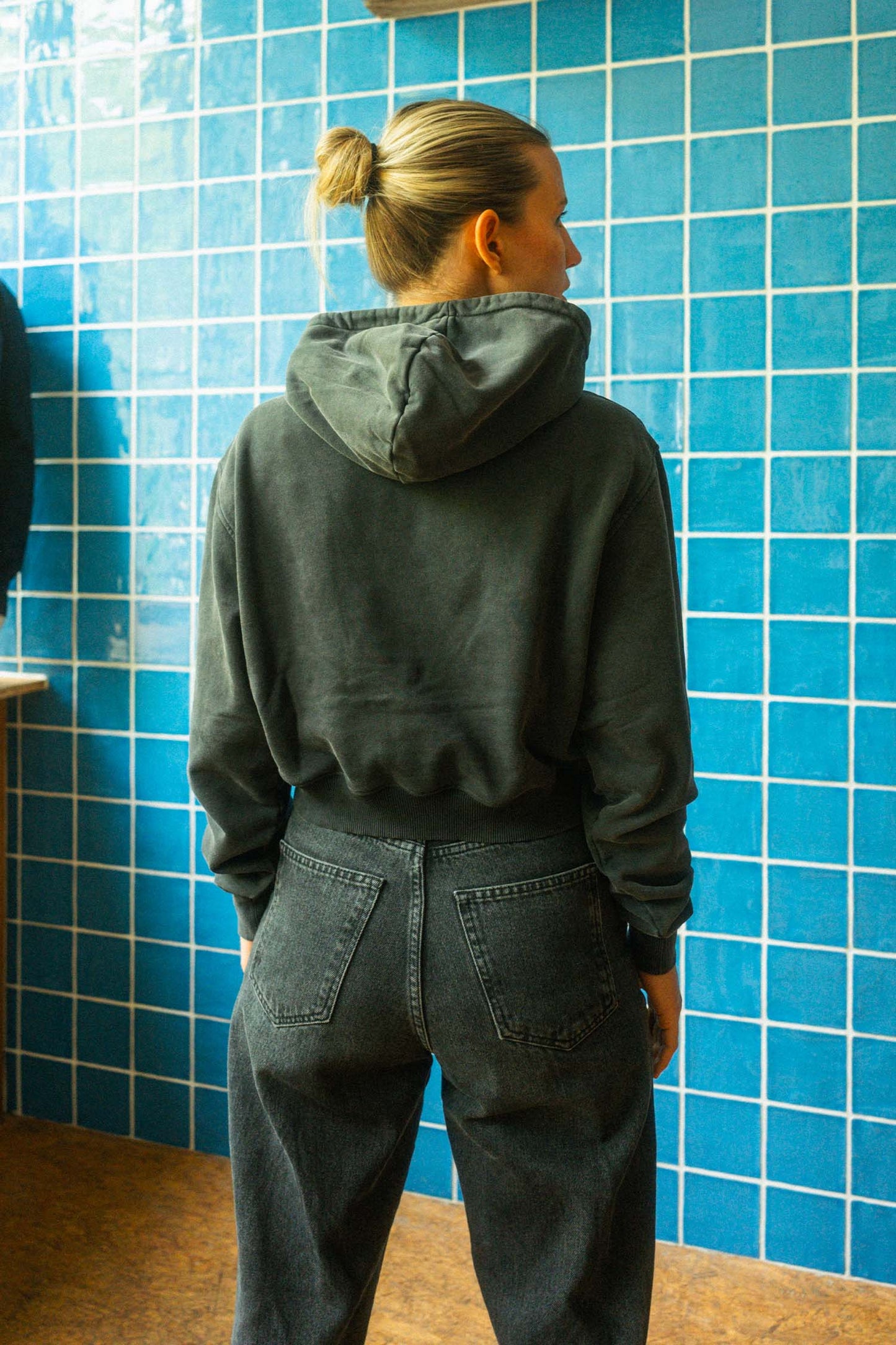 UPCYCLING Cropped Hoodie Faded Black